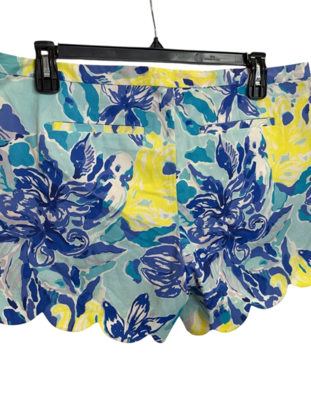 Lilly Pulitzer Magnolia Blue, Aqua & Yellow Floral Scalloped Shorts Sz. 16